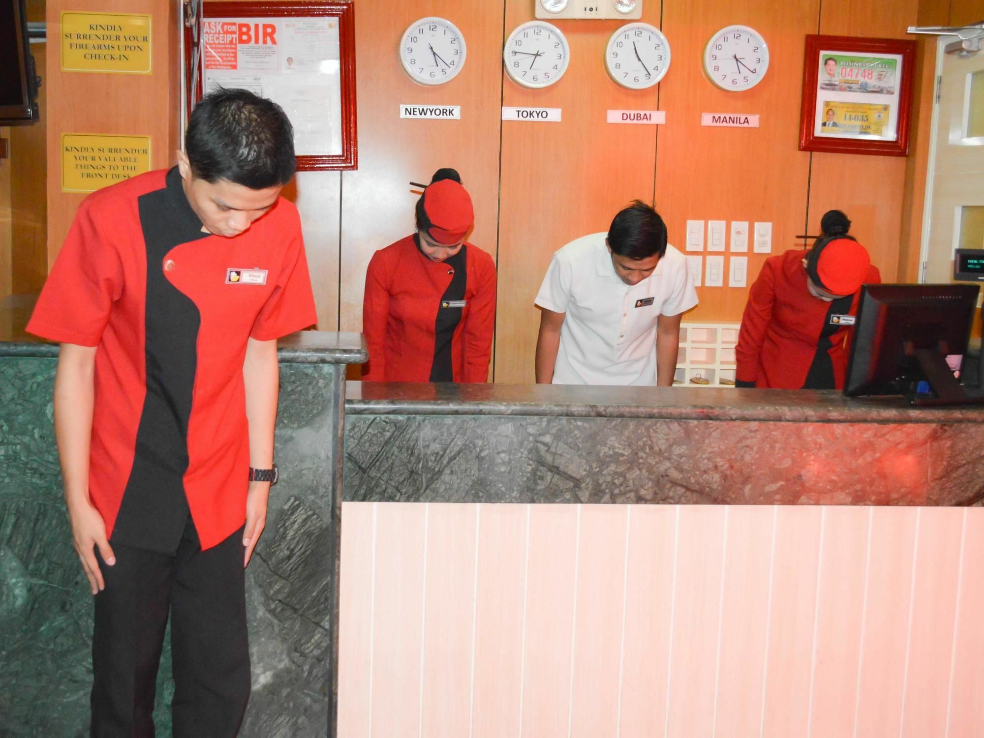 Hotel Sogo Pasay Wood Street Exterior foto