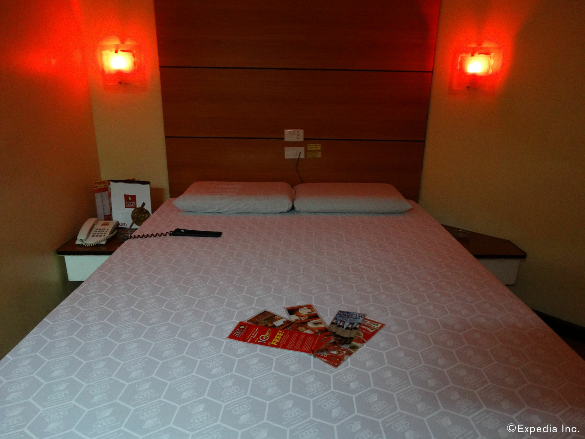 Hotel Sogo Pasay Wood Street Exterior foto